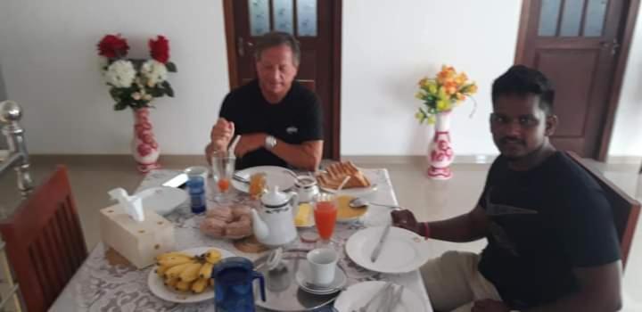 Rashmi Homestay Balapitiya Esterno foto